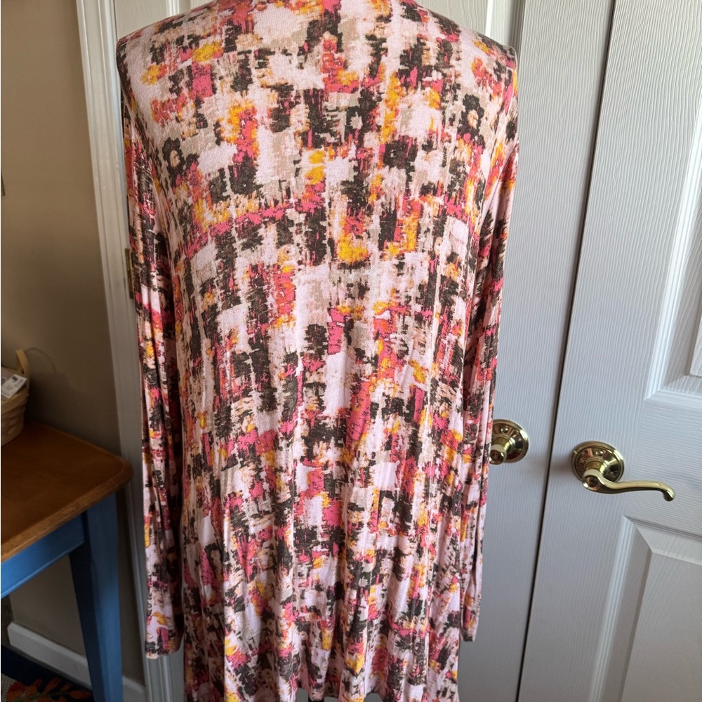 LOGO Abstract Patterned Cardigan - Picture 4 of 6